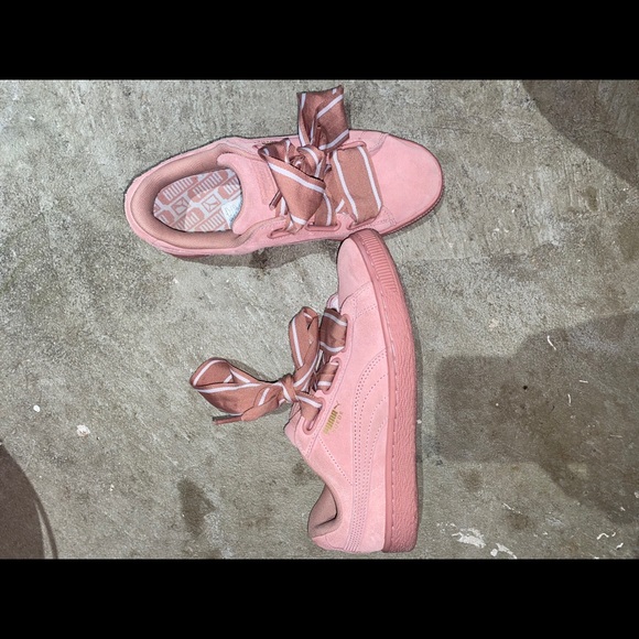 Puma sneakers - Picture 1 of 4